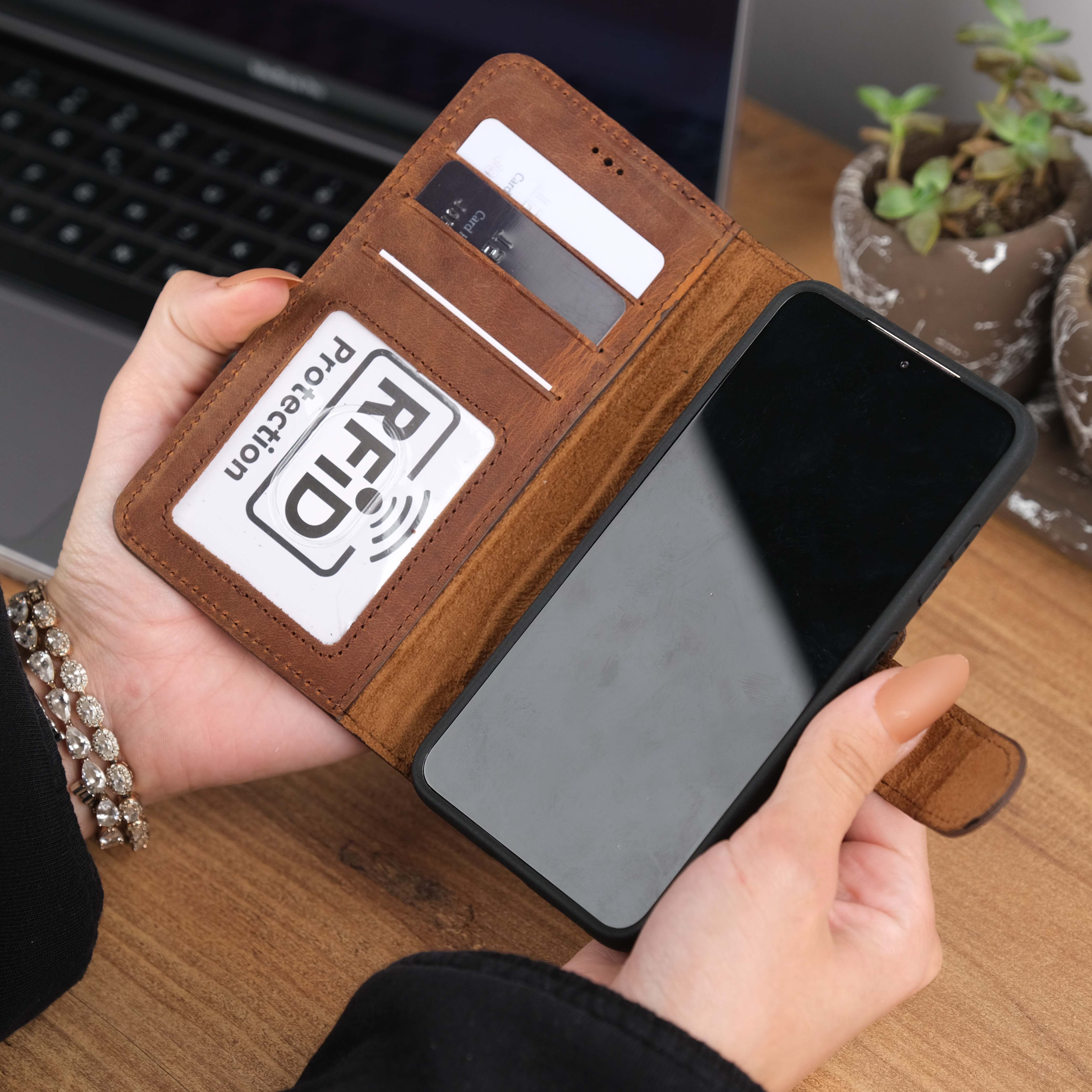 Antique Brown Leather Galaxy S23 Case Card Slots