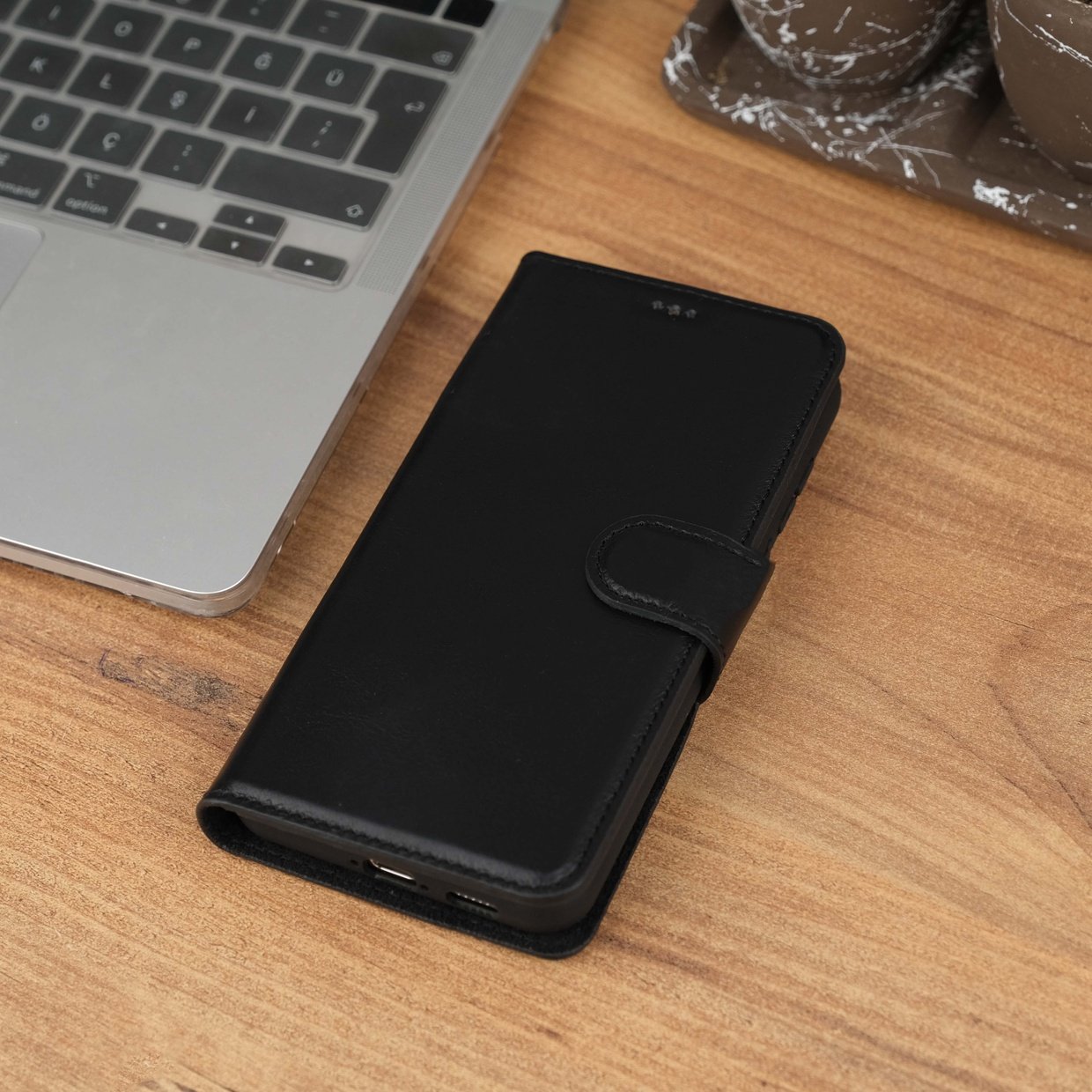 Black Leather Galaxy S23 Plus Wallet Case Closure