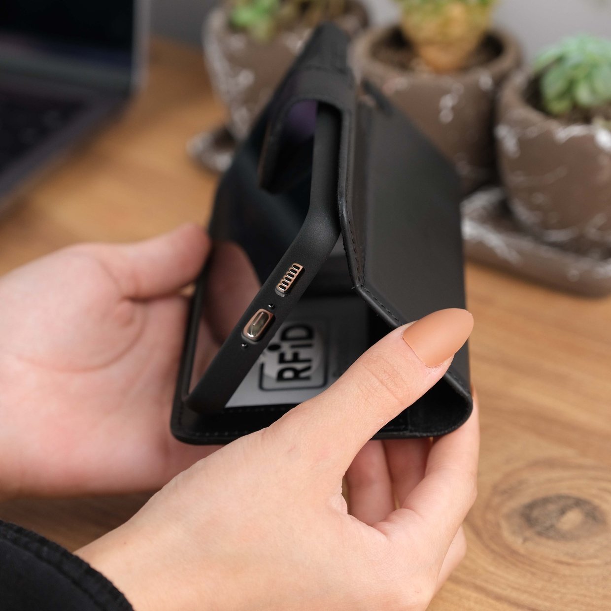 Black Leather Galaxy S23 Plus Wallet Case Kickstand