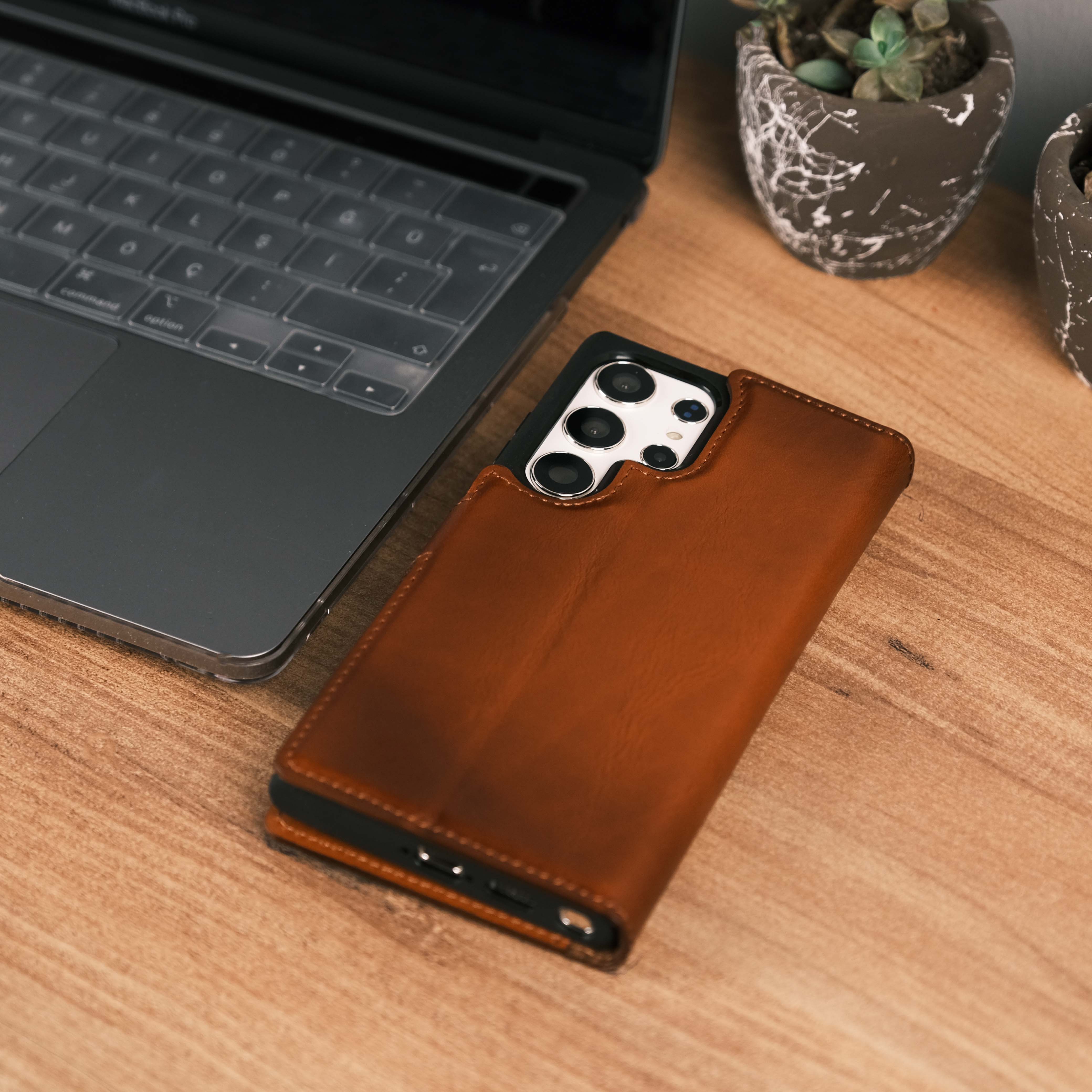 Tan Leather Galaxy S23 Ultra Case Back View