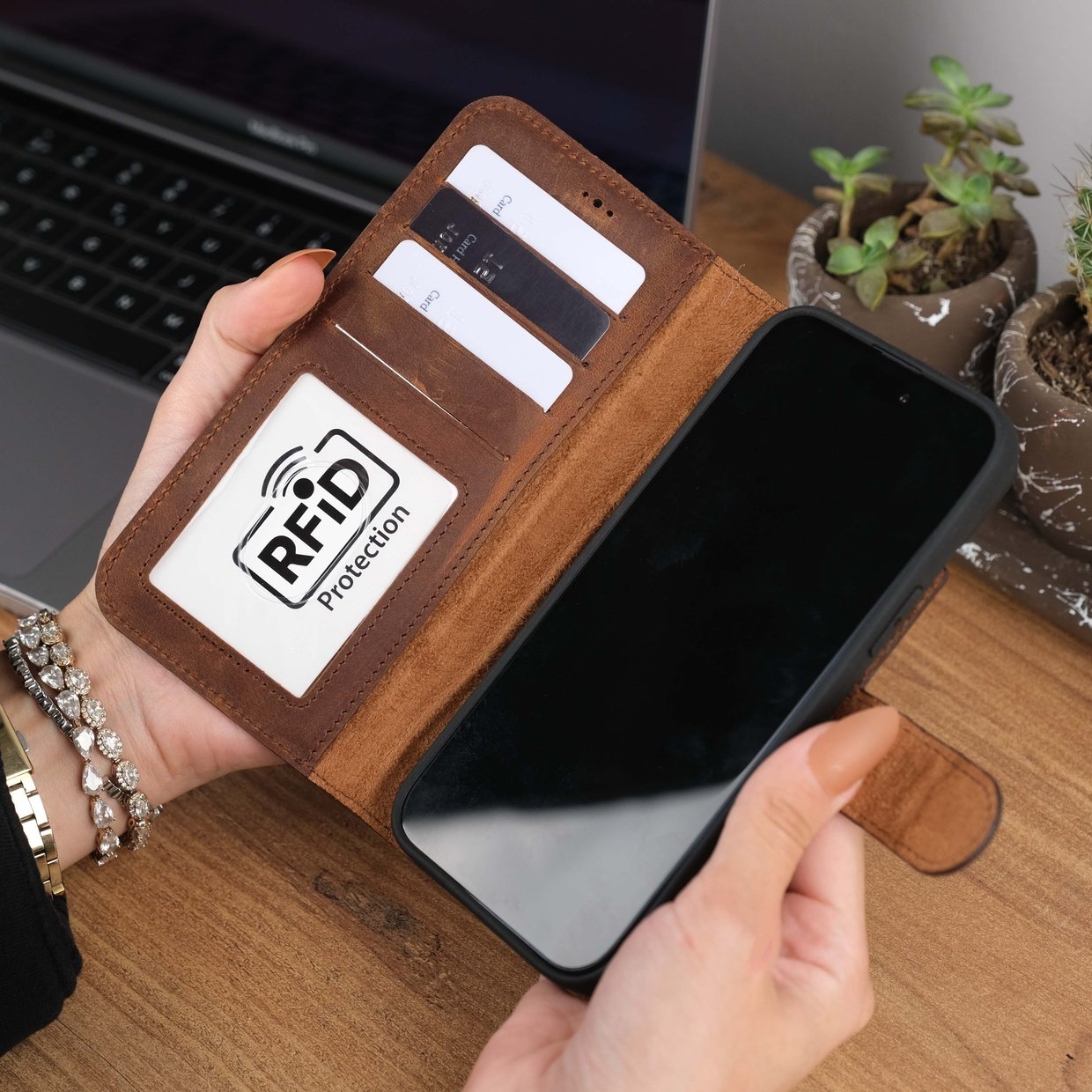 Antique Brown Leather iPhone 15 Plus Case Card Slots