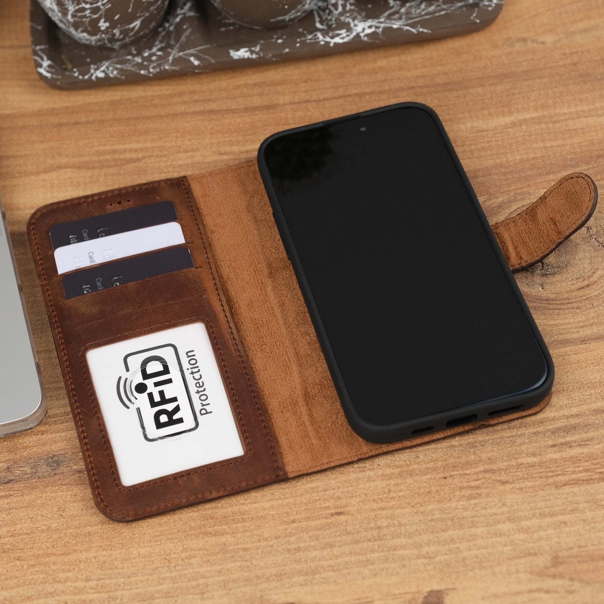 Antique Brown Leather iPhone 15 Plus Case Inner View